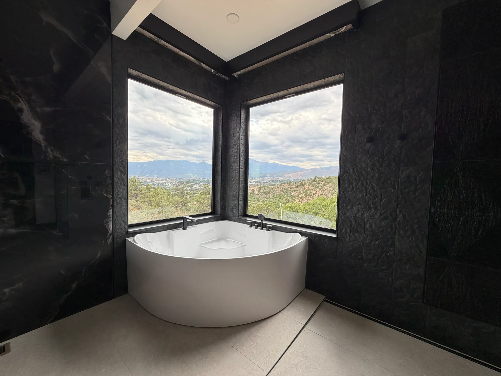 Textured Slate Accent Wall Tub Surround Colorado Springs